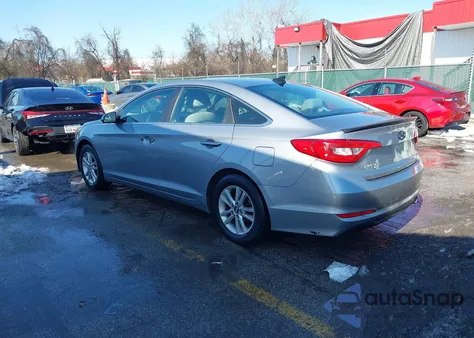 2017 Hyundai Sonata z USA, uszkodzony, nr VIN 5NPE24AF9HH514566
